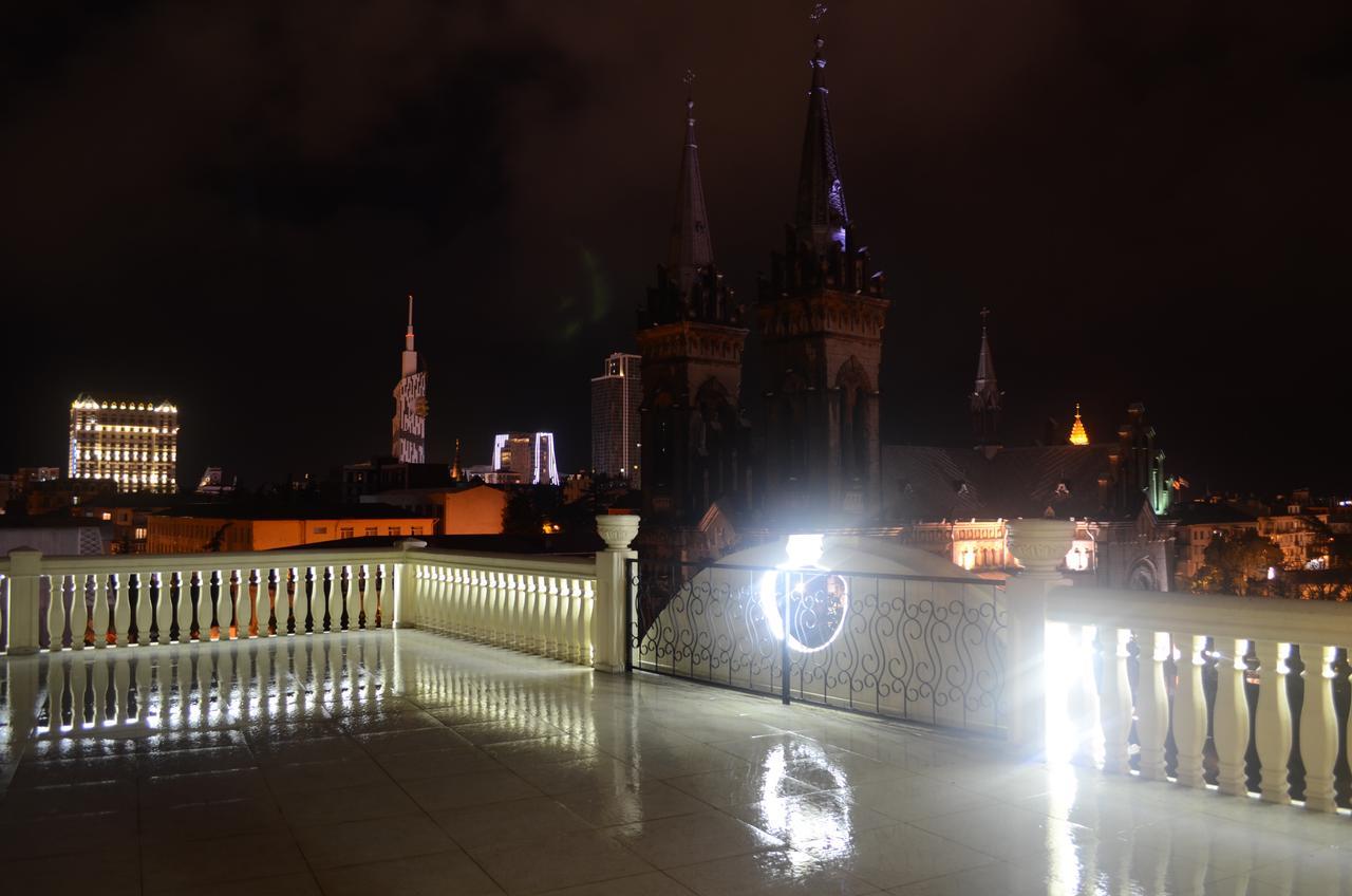 Sunrise Apartment Batumi Exterior photo