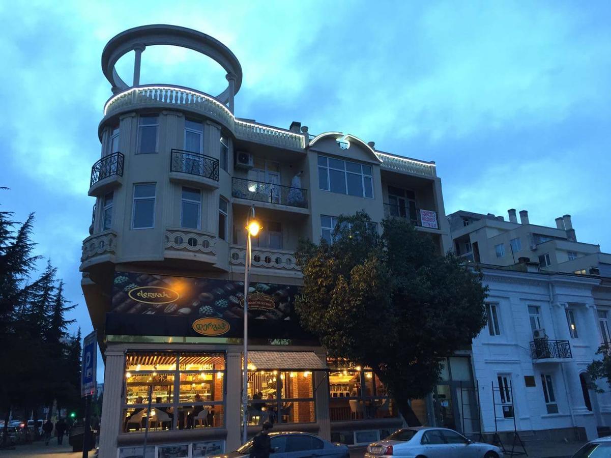 Sunrise Apartment Batumi Exterior photo