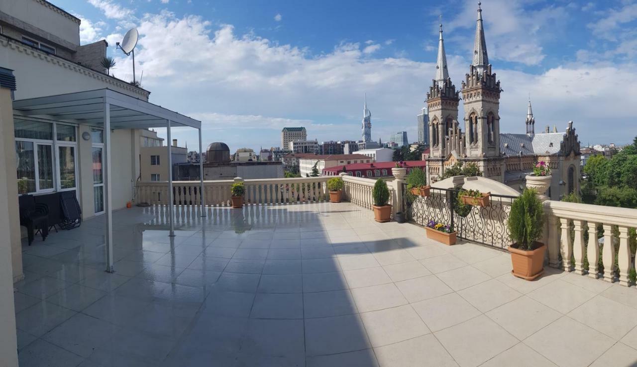Sunrise Apartment Batumi Exterior photo